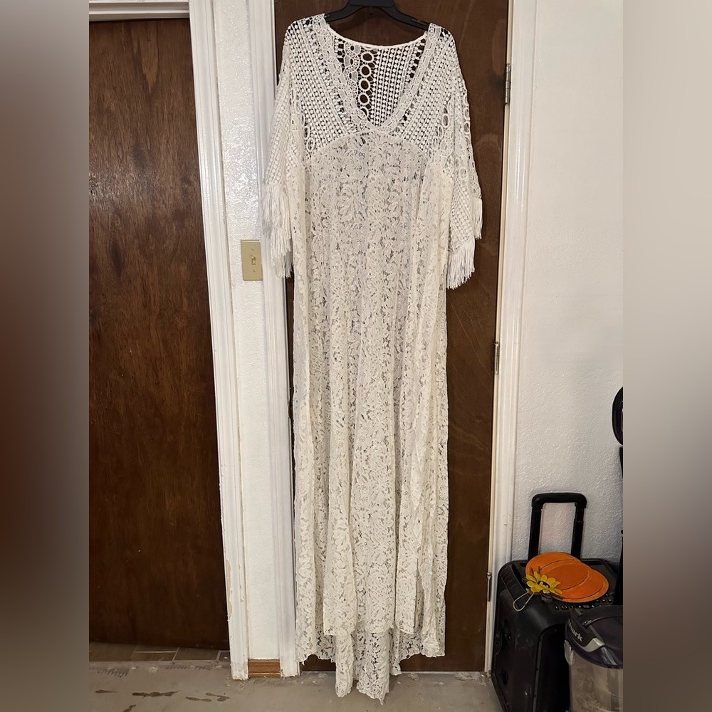 Laced maternity dress